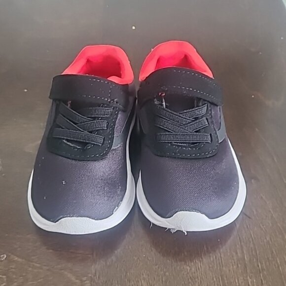 Toddler Size 5 shoes - Picture 1 of 2